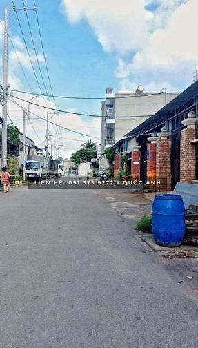 Bán nhà MT đường số, Hoàng Hữu Nam, Q9, 200m2, KD đa ngành nghề. 