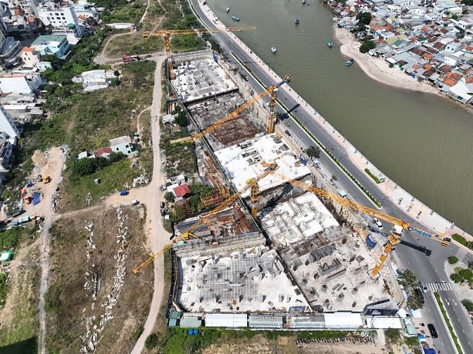 Duy nhất tại The Aston – Nha Trang vị trí “ song thủy” có 1-0-2.