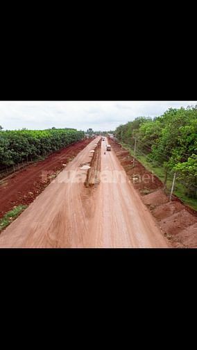BÁN GẤP 3 NỀN (660M2-TC GIÁ 730TR)MT NHỰA 32M ĐT.752 SÁT CHỢ BÌNH LONG