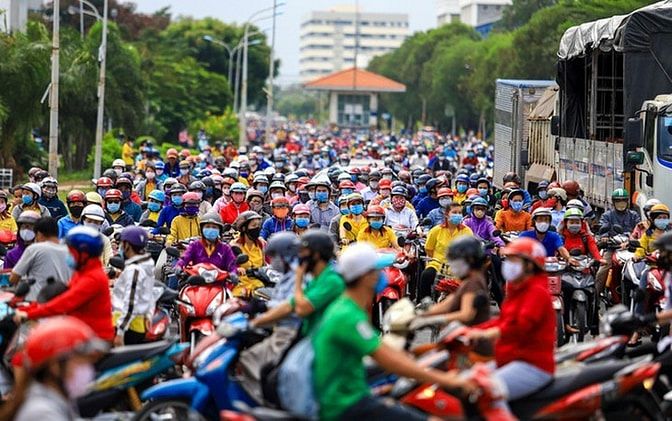 BÁN GẤP 3 NỀN (660M2-TC GIÁ 730TR)MT NHỰA 32M ĐT.752 SÁT CHỢ BÌNH LONG