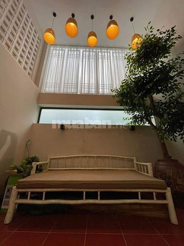VỊ TRÍ ĐẮC ĐỊA GẦN SÂN BAY ĐÀ NẴNG CHÍNH CHỦ BÁN GẤP NHÀ ÔTÔ BON BON 