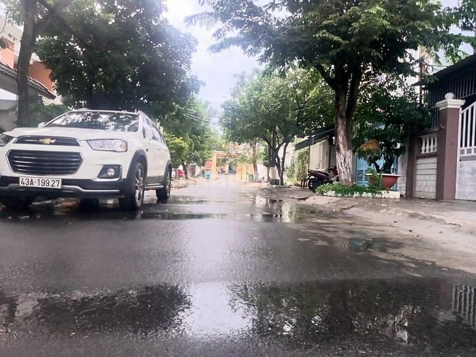 VỊ TRÍ ĐẮC ĐỊA GẦN SÂN BAY ĐÀ NẴNG CHÍNH CHỦ BÁN GẤP NHÀ ÔTÔ BON BON 