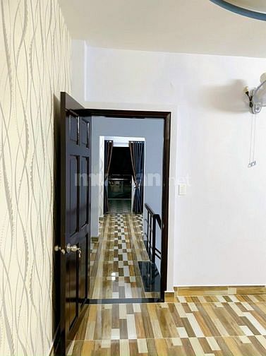 Bán nhà hẻm 6m thông đường Nguyễn Cửu Đàm DT: 4x15.5m đúc 2.5 tấm đẹp