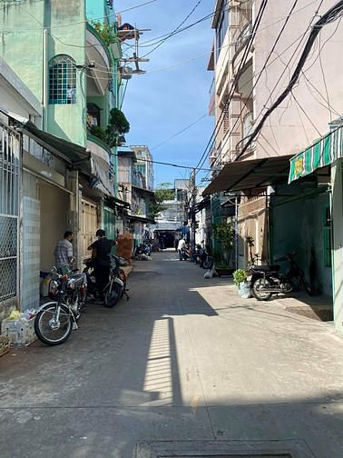 Đất trống hẻm 5m (1 sẹc) Phạm Phú Thứ P3 Q6. 3,6 x 17,8m (63,6 m2)