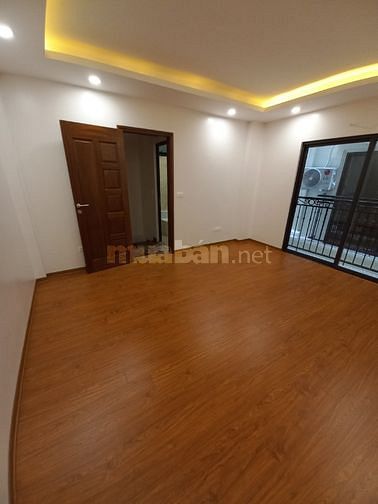 Bán nhà số 10B ngõ 103/8 phố Pháo Đài Láng gần đầu Nguyễn Chí Thanh.