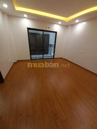 Bán nhà số 10B ngõ 103/8 phố Pháo Đài Láng gần đầu Nguyễn Chí Thanh.
