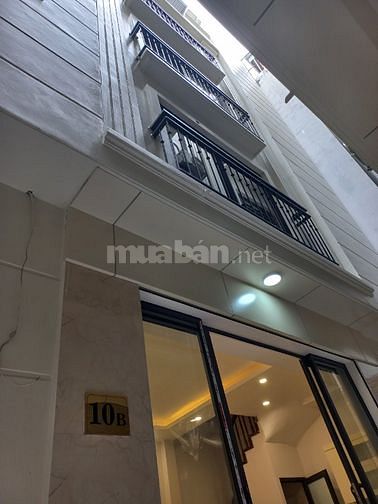 Bán nhà số 10B ngõ 103/8 phố Pháo Đài Láng gần đầu Nguyễn Chí Thanh.