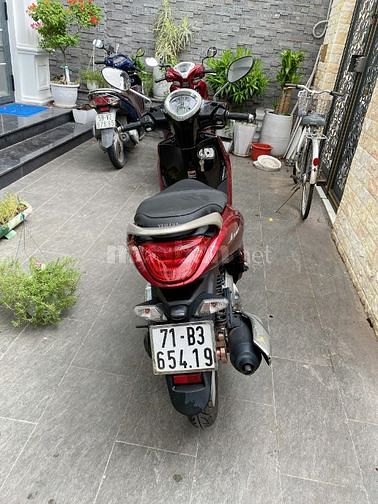 Bán xe Yamaha Janus, màu đỏ, xe nữ sử dụng còn rất mới, đăng ký 2018