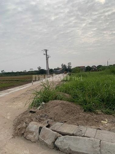 Cần bán mảnh đất 150m2 chính chủ gần cầu Thái Hà