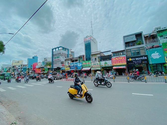 Mặt tiền Lý Thái Tổ, phường 1, Q3