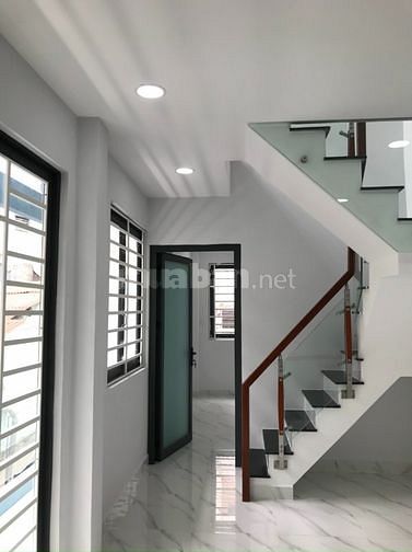 Nhà góc 2 mặt hẻm đường Trần Quý, Phường 6, Quận 11