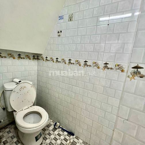 Nhà  nhỏ 55/ Nguyễn Văn Công 2 lầu 2PN sổ hồng riêng