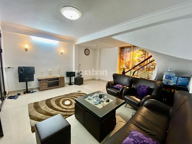 Chính chủ nhà Láng Hạ 40m2 x 6T, ô tô, 2 thoáng, nhỉnh 4 tỷ.