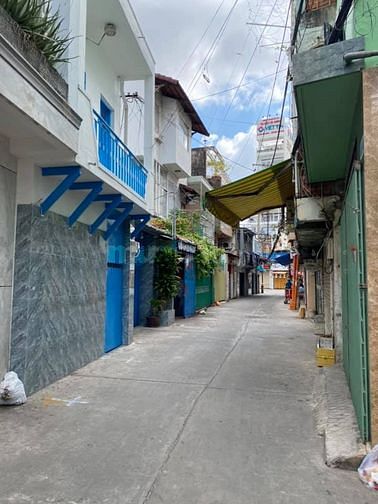 Bán nhà gần khu Hà Đô, Q.10, gần MT đường, 8x18m, nở hậu 11m