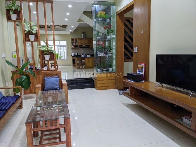 Cần bán nhà đường số 75 KDC  tân quy đông quận 7. dt 6x22.5m,3 lầu