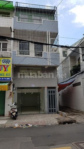 Bán gấp nhà mặt tiền. Quận 10.