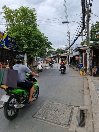 Cần bán nhà mặt tiền kinh doanh Quận 2