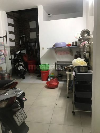 Cho Thuê Mặt Bằng Kinh Doanh Tự Do Tại Quận 10 TP HCM