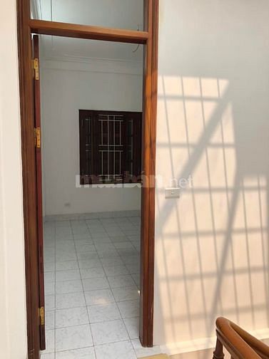 BÁN ĐẤT ĐÀO TẤN BA ĐÌNH CÁCH PHỐ 30M NGÕ THÔNG DT 55M2 MT 4,4M NỞ HẬU