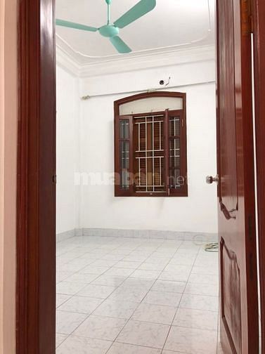 BÁN ĐẤT ĐÀO TẤN BA ĐÌNH CÁCH PHỐ 30M NGÕ THÔNG DT 55M2 MT 4,4M NỞ HẬU