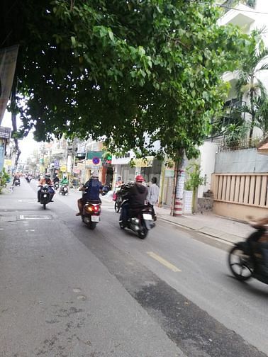 Bán nhà 2 mặt tiền trước sau Đặng Văn Ngữ 4x28m CN 110m2, 2L giá 22 tỷ