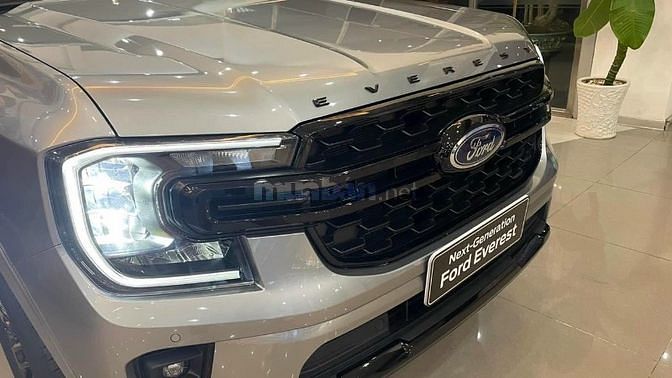 Ford Everest 2023 Siêu Đẹp . LH 0964.178.456