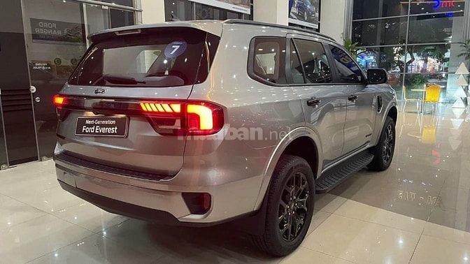 Ford Everest 2023 Siêu Đẹp . LH 0964.178.456