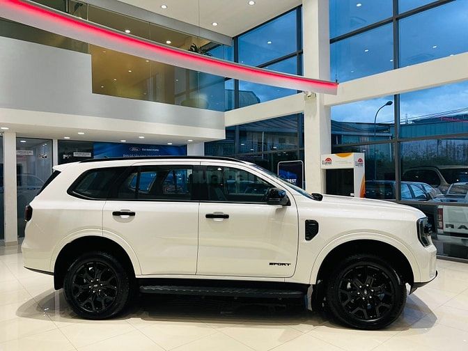 Ford Everest 2023 Siêu Đẹp . LH 0964.178.456