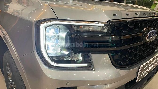 Ford Everest 2023 Siêu Đẹp . LH 0964.178.456