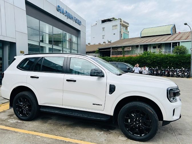 Ford Everest 2023 Siêu Đẹp . LH 0964.178.456