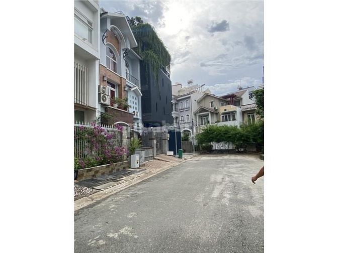 Bán Nhà Chính Chủ Nhánh Trần Não, 8x20m, Trệt 2 Lầu ST, Giá  Chỉ 35 tỷ
