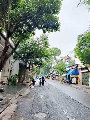 BÁN RẺ 300M2 ĐẤT MẶT TIỀN QUẬN TÂN BÌNH GẦN SÂN BAY LH 0933839164