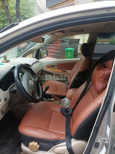 BÁN XE INNOVA 2009 G, VÔ ÍT ĐỒ CHƠI.