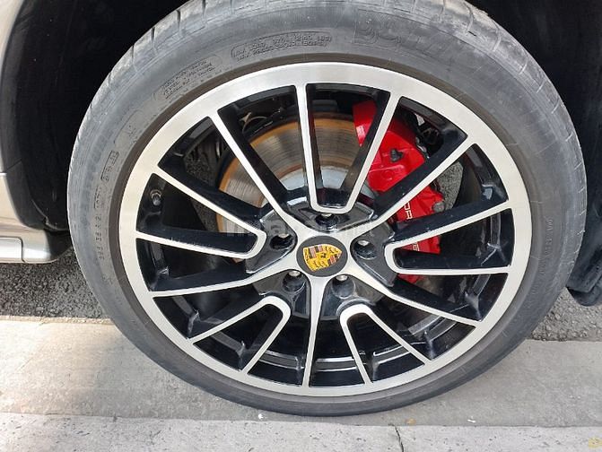 Bán xe SPHOSCHE CAYZENE GTS 4.8L.dòng xe cao cấp