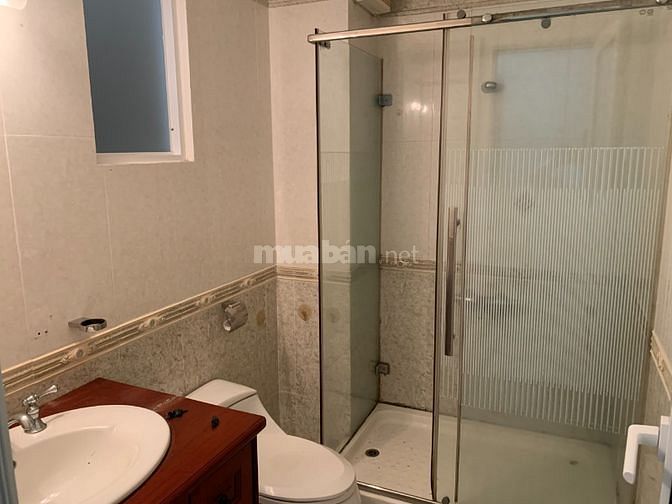 Bán Gấp Nhà hẻm VIP Trần Hưng Đạo Phường 6 Quận 5.