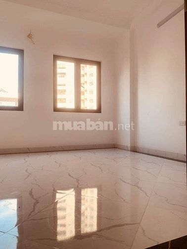 BÁN NHÀ QUẬN LONG BIÊN, THIẾT KẾ HIỆN ĐẠI 5 TẦNG.DT 40M2. 
