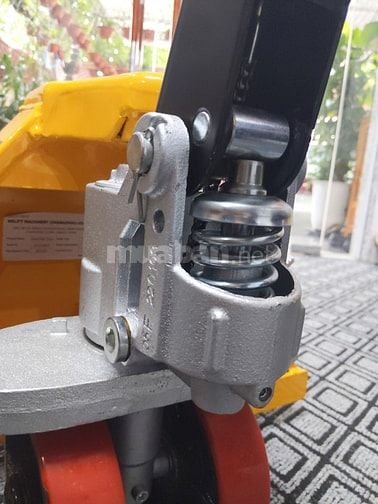 xe nâng tay thủy lực 550 - 685 mm 