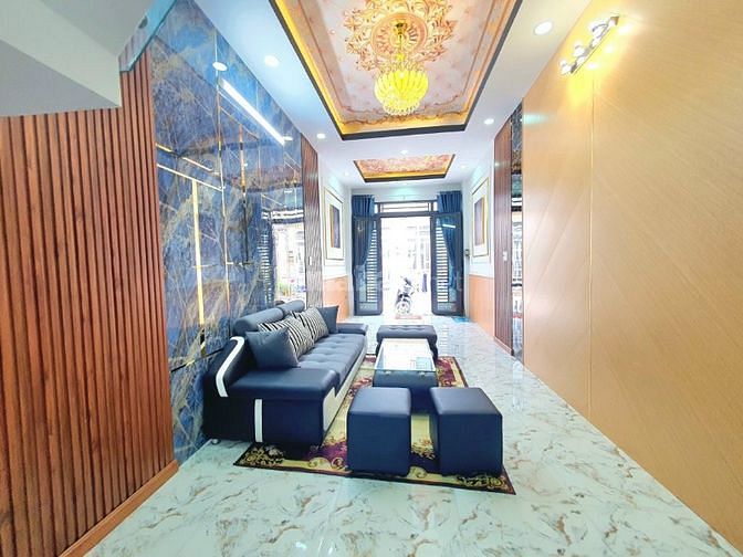Bán nhà hẻm xe hơi Huỳnh Tấn Phát,  DT 3,1x15m, 3 lầu. Giá 3,18 tỷ