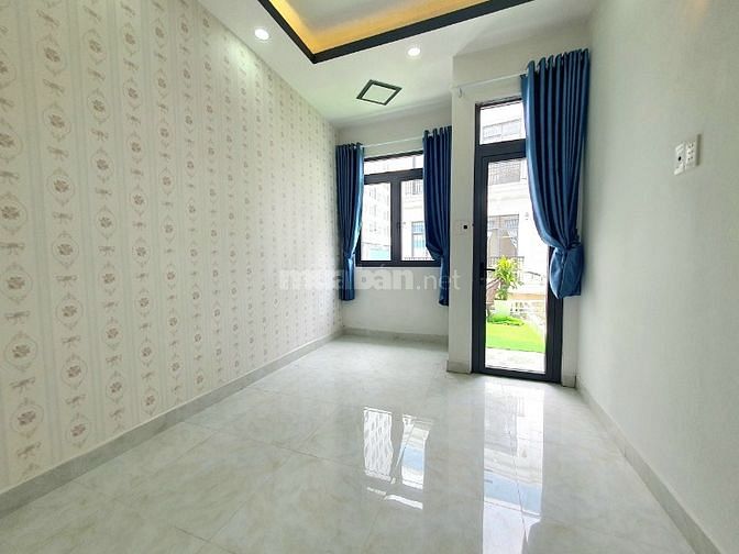 Bán nhà hẻm xe hơi Huỳnh Tấn Phát,  DT 3,1x15m, 3 lầu. Giá 3,18 tỷ