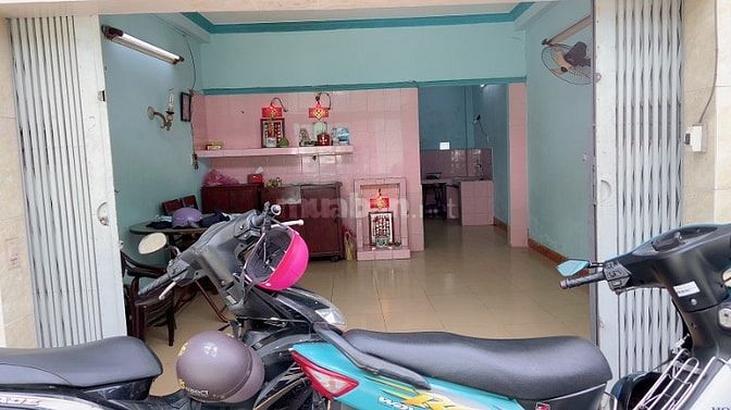Bán Nhà 588/99 Tỉnh Lộ 10, 30.2m2, 4x7.55, 3 Tầng, BTĐ. Bình Tân