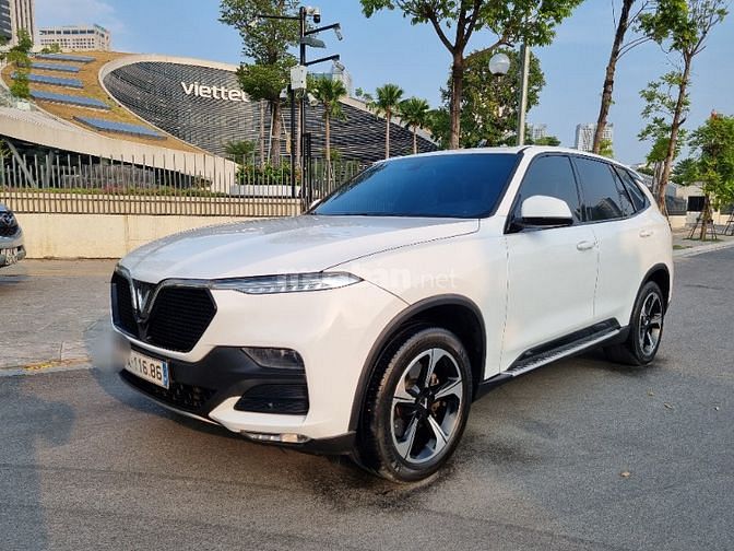 Bán Vinfast Lux SA 2019 màu trắng
