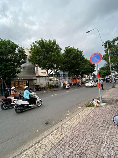 KHU PHỐ THỜI TRANG SẦM UẤT ĐƯỜNG LÊ VĂN SỸ QUẬN 3, GIÁ 23,5 TỶ