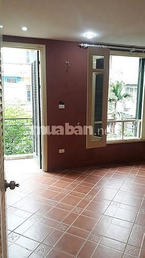 Bán nhà vườn thuộc Tiểu khu nhà ở phường Ngọc Khánh, Ba Đình, lô góc