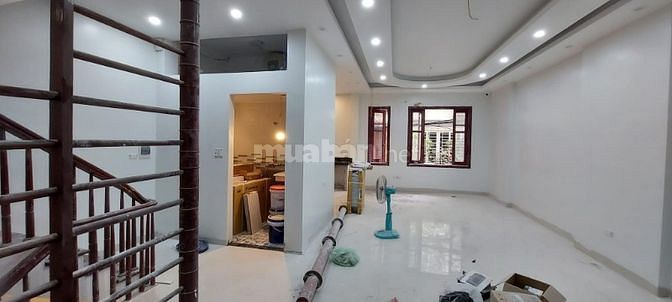 NHÀ 61m2 THÁI HÀ - NGÕ OTO ĐỖ CỬA - KINH DOANH VPGD ĐẮC ĐỊA
