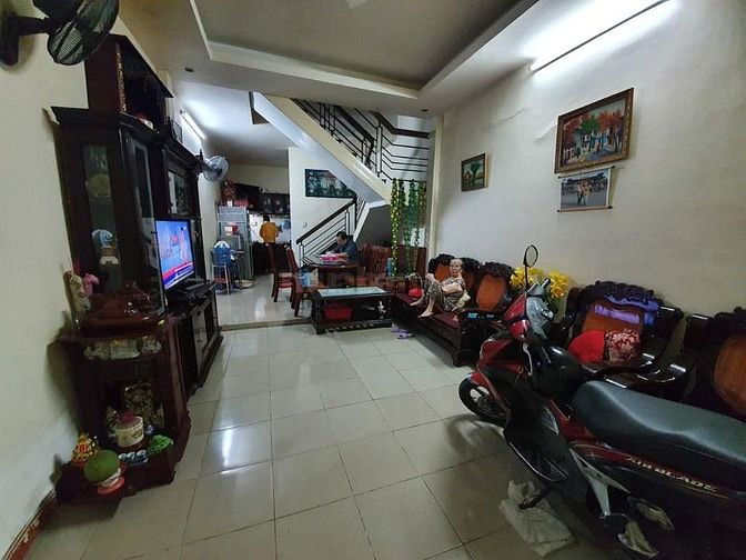Cần bán gấp nhà HXT, khu Hoàng Hoa Thám - P13 - Quận Tân Bình