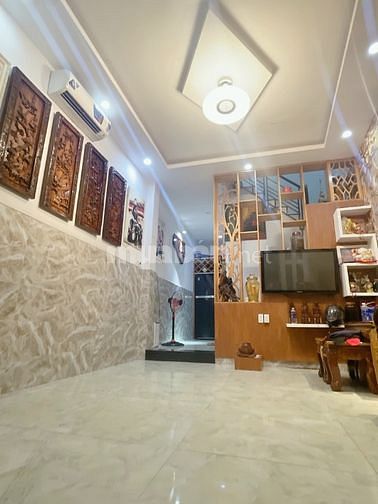 Nhà Giáp TÂN PHÚ, 74m2 sàn, hẻm xe hơi 