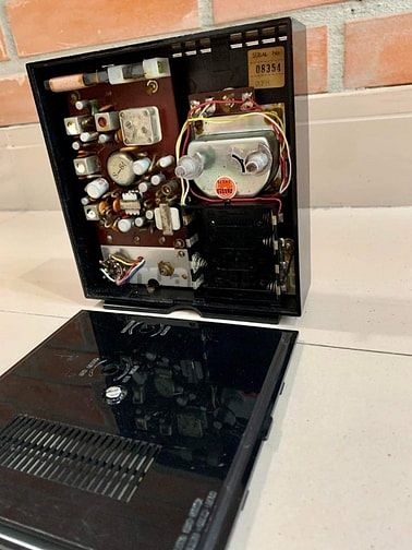 Bán Đồng hồ USA sử dụng điên 110v, Radio , Đồng hồ Radio JAPAN pin AAA