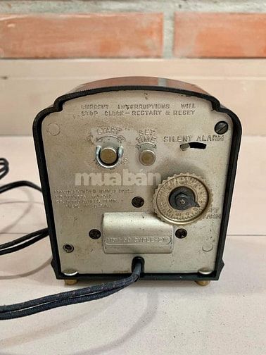 Bán Đồng hồ USA sử dụng điên 110v, Radio , Đồng hồ Radio JAPAN pin AAA