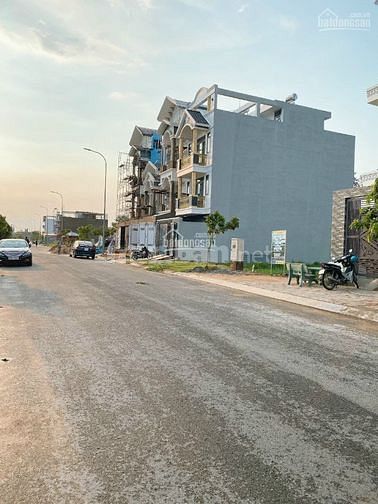 Cần Sang Nhanh Lô Đất Sổ Hồng 8x20M - Liền Kề Bệnh Viện Chợ Rẫy 2