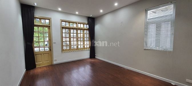 Bán nhà 3 mặt ngõ sô 59 ngõ 294/8 Đội Cấn